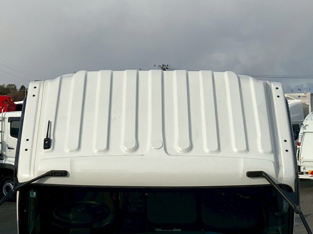 UDトラックス コンドル 2RG-BRR90S4(2WD)の写真19