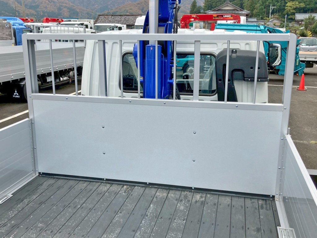 三菱 ファイター 2KG-FK62F(2WD)の写真9