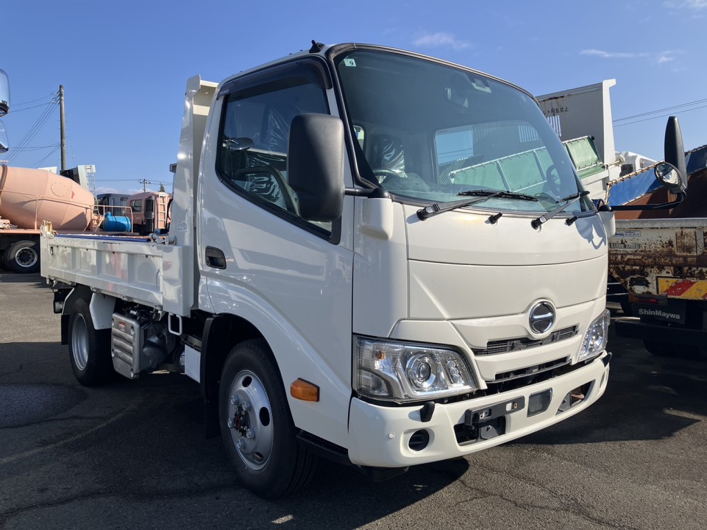 日野 デュトロ 2KG-XZU675T(4WD)の写真2