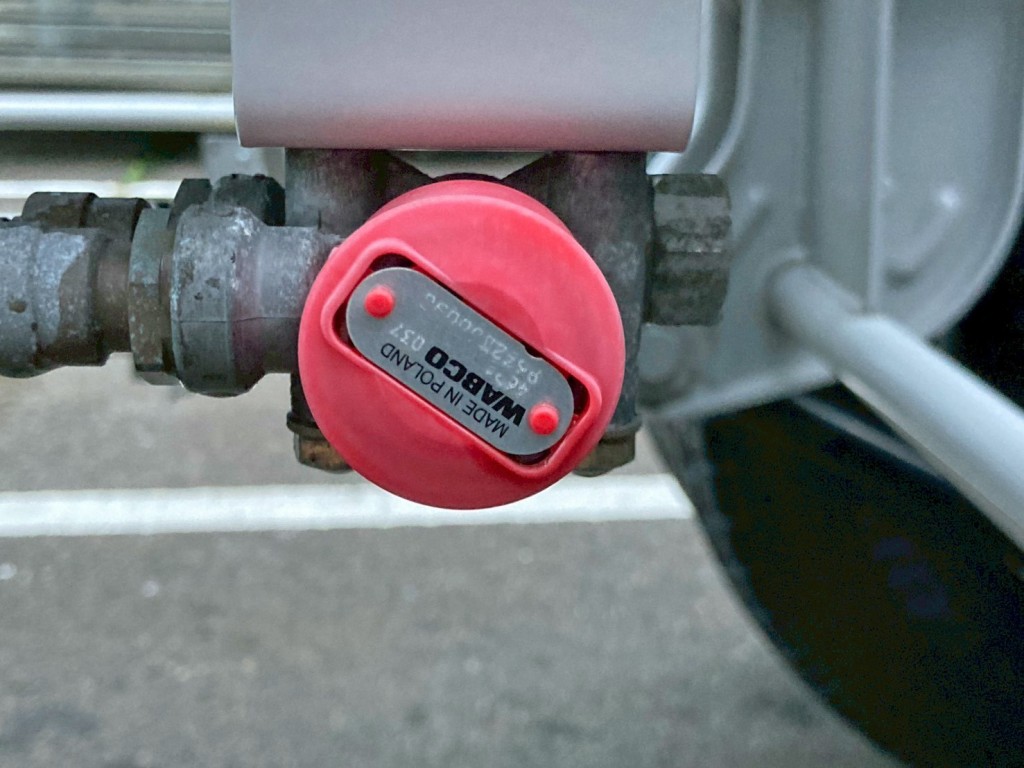 駐車ブレーキです。|トレクス NCCTB32082の写真15