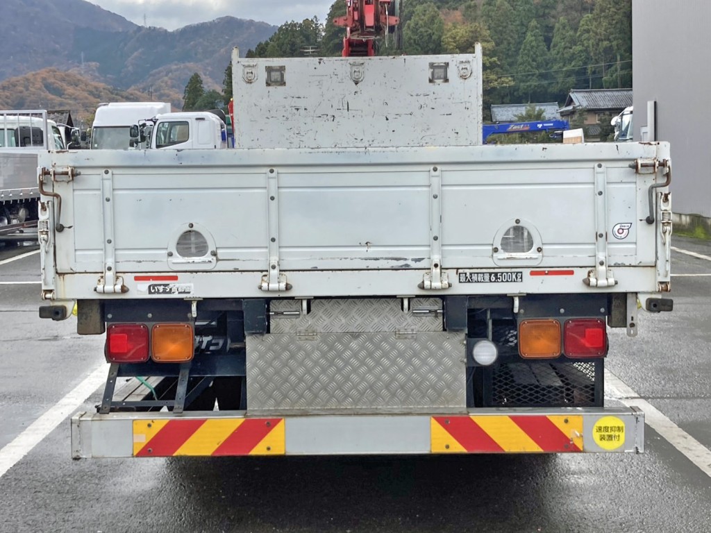 リヤ周りの状態です。|いすゞ フォワード QKG-FTR34S2の写真12