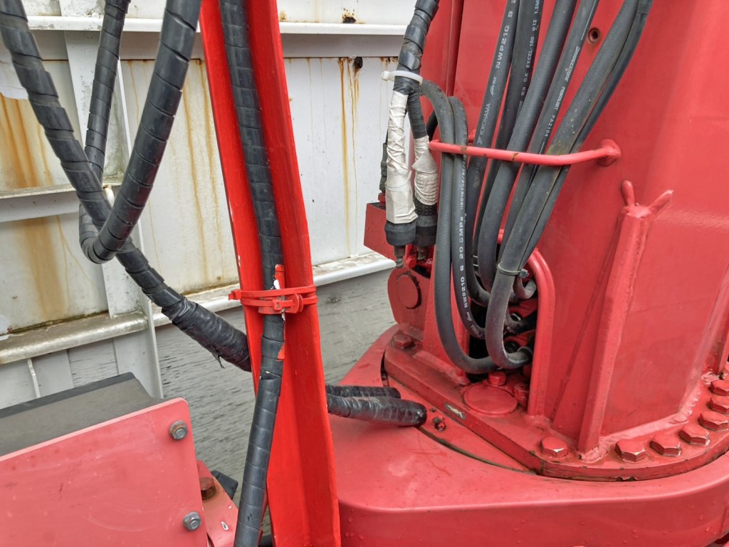 いすゞ フォワード QKG-FTR34S2の写真22