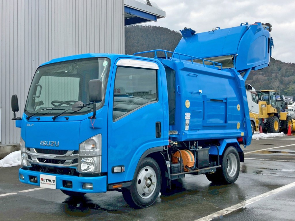 いすゞ エルフ TPG-NMR85AN(2WD)の写真1