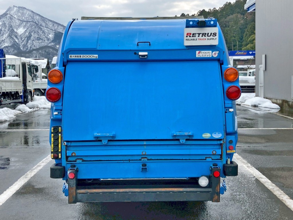 リヤ周りの状態です。|いすゞ エルフ TPG-NMR85AN(2WD)の写真15