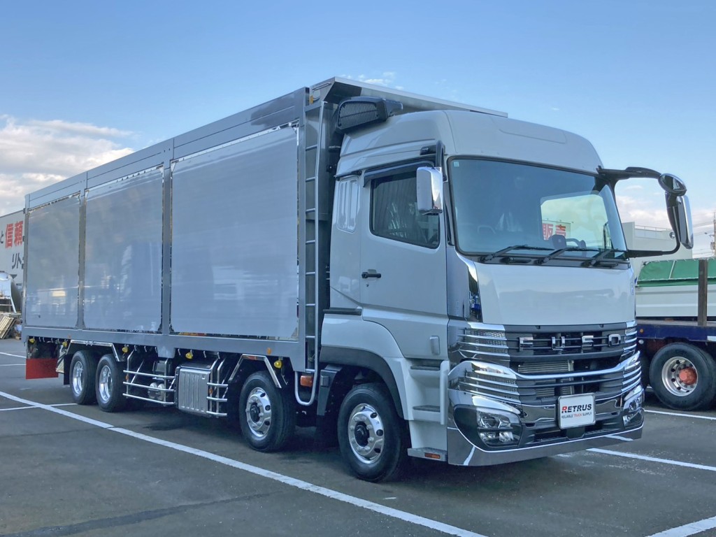 ホイールはアルミ製です。|三菱 スーパーグレート 2PG-FS84HZの写真2