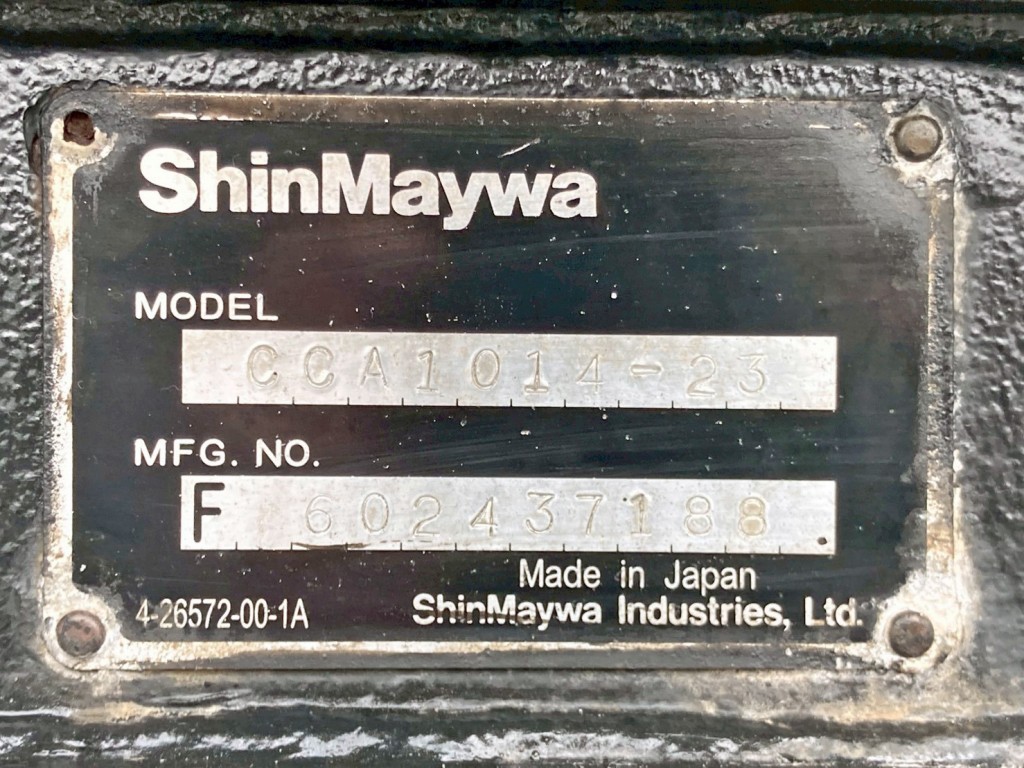 アームロールのプレートです。|いすゞ ギガ QKG-CYZ77Aの写真32