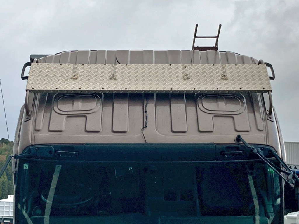 いすゞ ギガ QKG-CYZ77Aの写真39