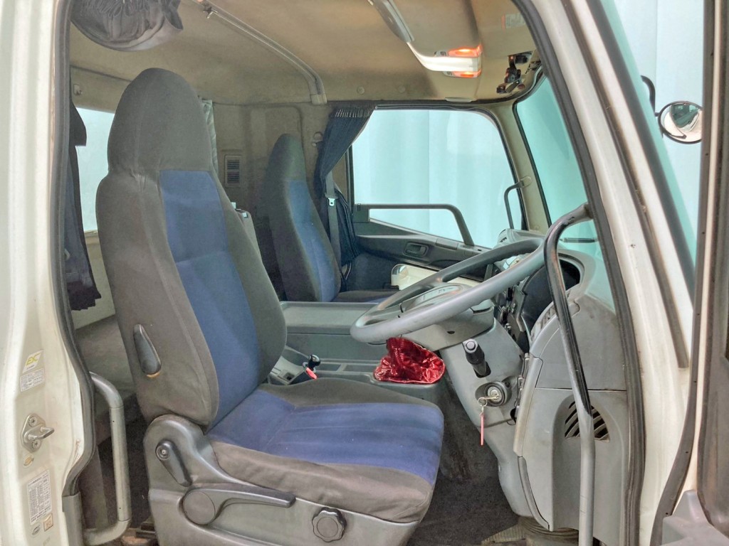 三菱 ファイター LDG-FQ62Fの写真9