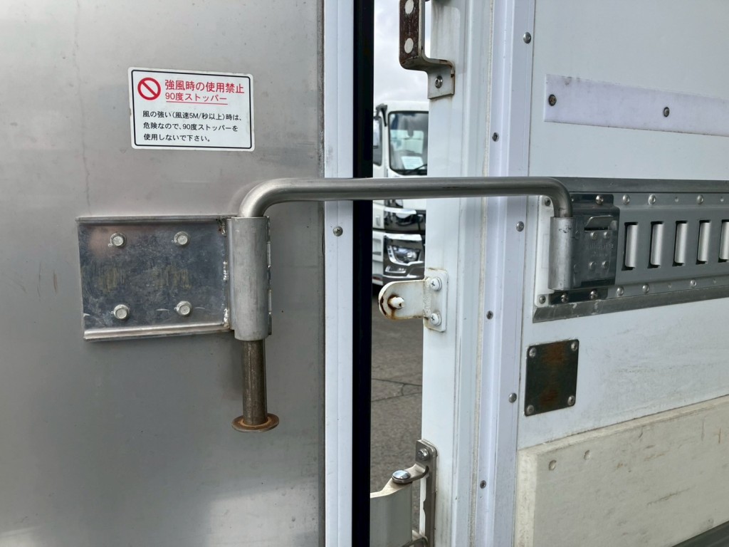 ストッパーの状態です。|日野 レンジャー 2KG-FC2ABA(2WD)の写真11