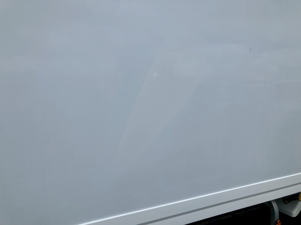 助手席側ボディーに看板跡があります。|日野 レンジャー 2KG-FC2ABA(2WD)の写真27