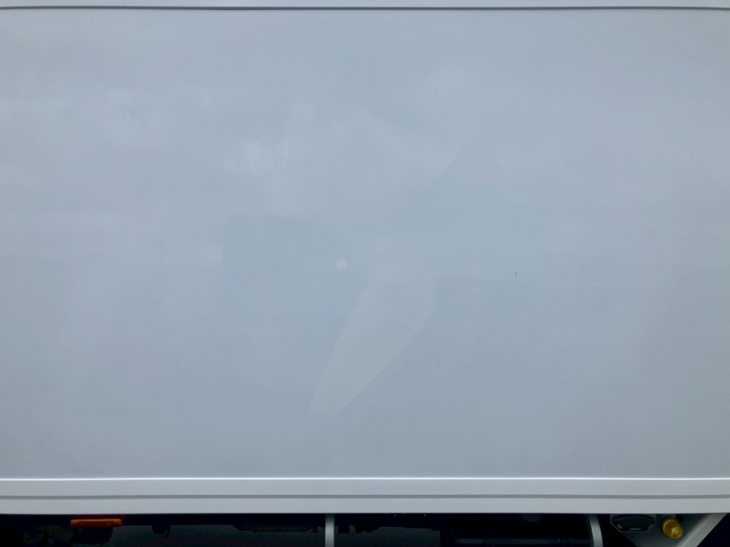 運転席側ボディーに看板跡があります。|日野 レンジャー 2KG-FC2ABA(2WD)の写真35