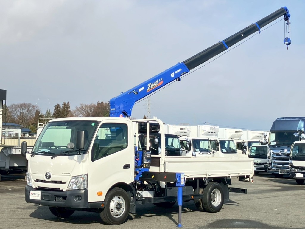 トヨタ カゼット 2RG-XZU712(2WD)の写真1