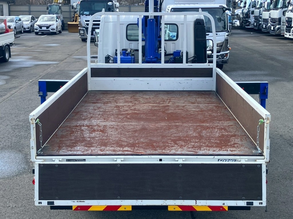 床は板張りです。|トヨタ カゼット 2RG-XZU712(2WD)の写真7