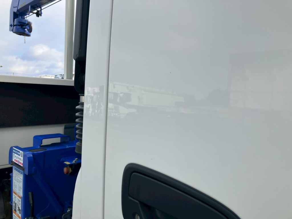 運転席側ドアにキズがあります。|トヨタ カゼット 2RG-XZU712(2WD)の写真21