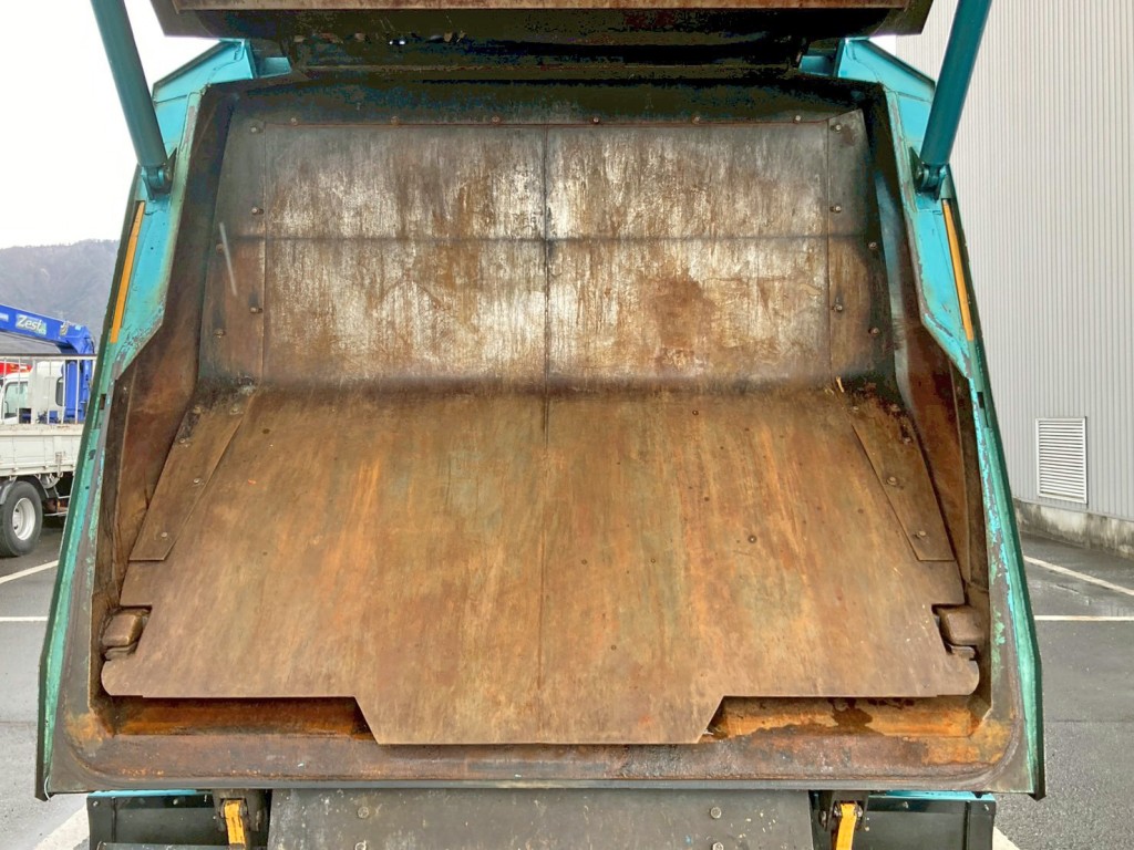 排出板の状態です。|日野 レンジャー LKG-FJ7JDAAの写真14