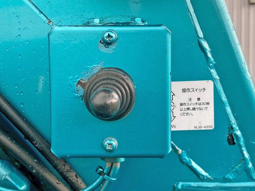 傾倒装置の操作レバーです。|日野 レンジャー LKG-FJ7JDAAの写真29