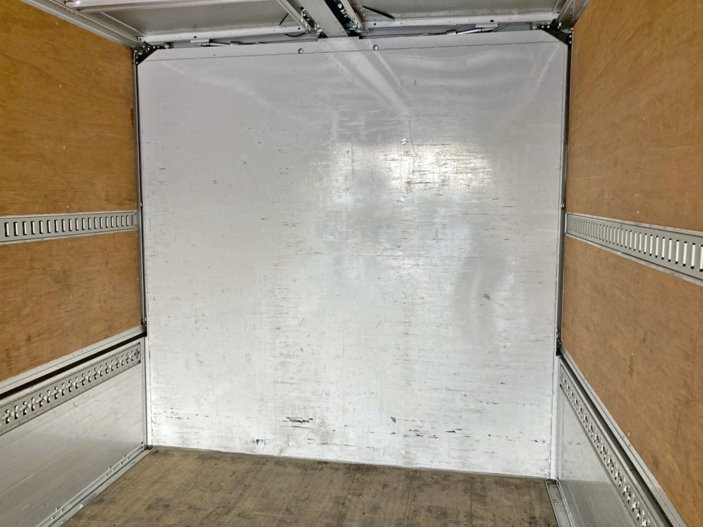 いすゞ フォワード 2RG-FRR90S2(2WD)の写真12