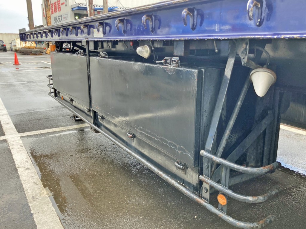 助手席側に工具箱が2つ付いています。|東邦  TF36H2C3の写真18