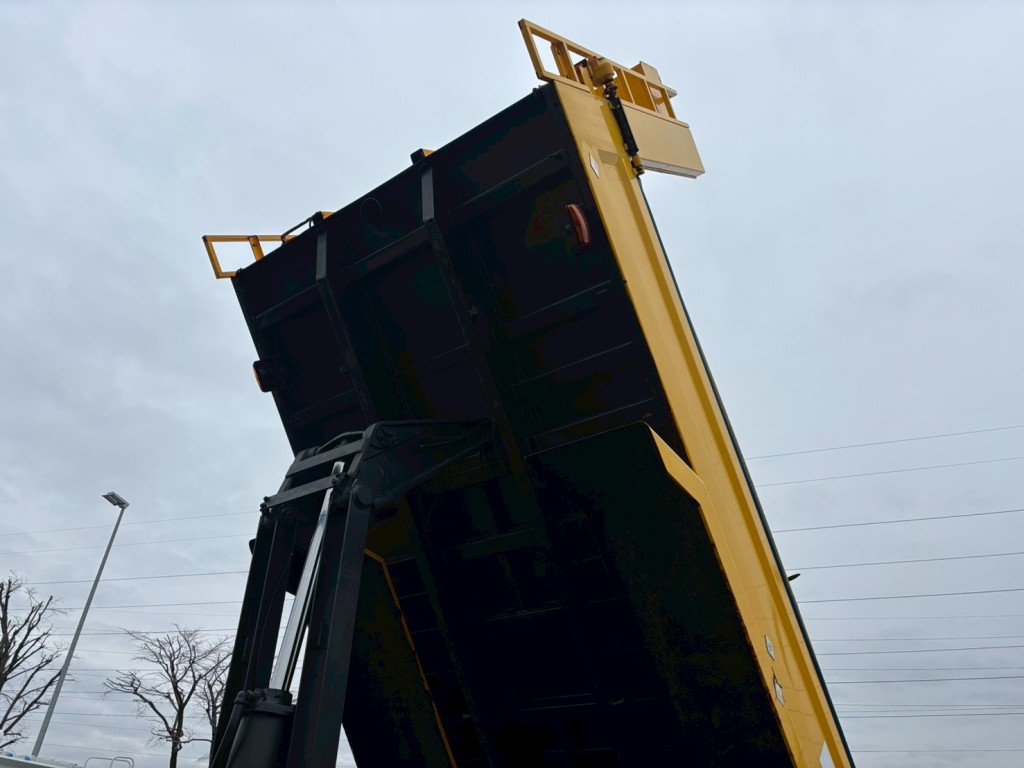 三菱 スーパーグレート 2PG-FV70HXの写真12