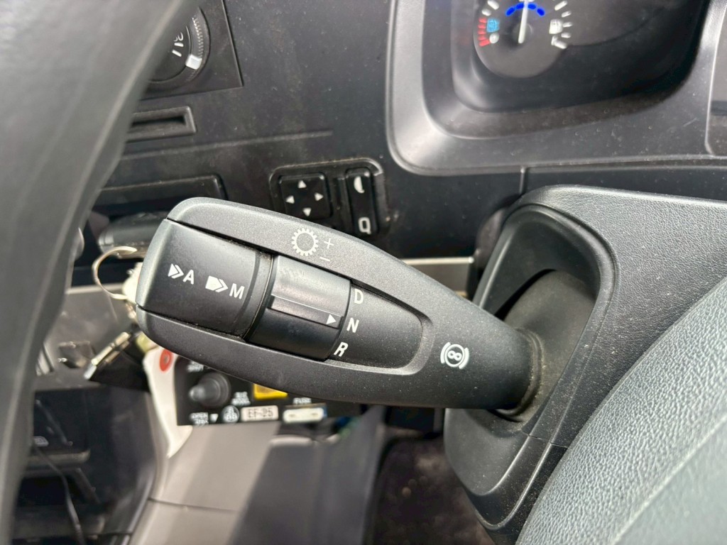 シフトパイロットです。|三菱 スーパーグレート 2PG-FV70HXの写真31