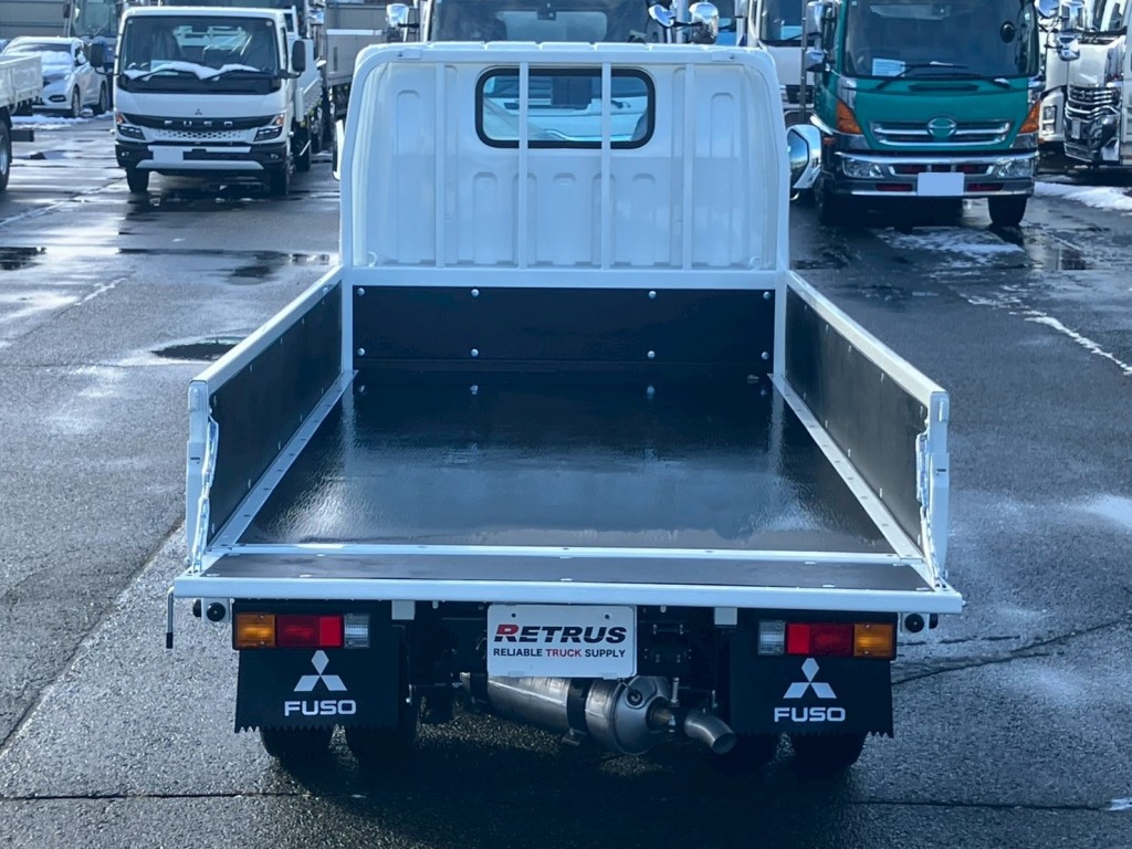 三菱 キャンター 2RG-FBA20(2WD)の写真8