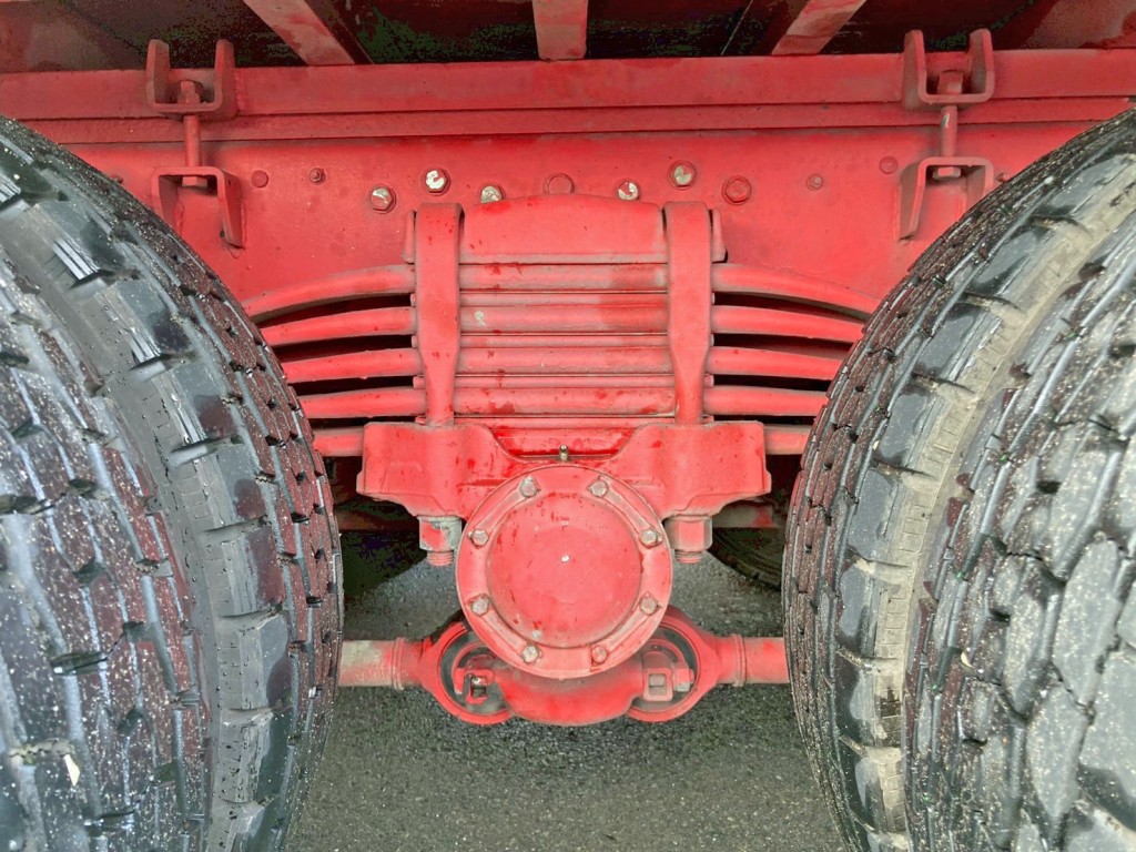 リーフサスです。|三菱 ファイター QDG-FQ62Fの写真5