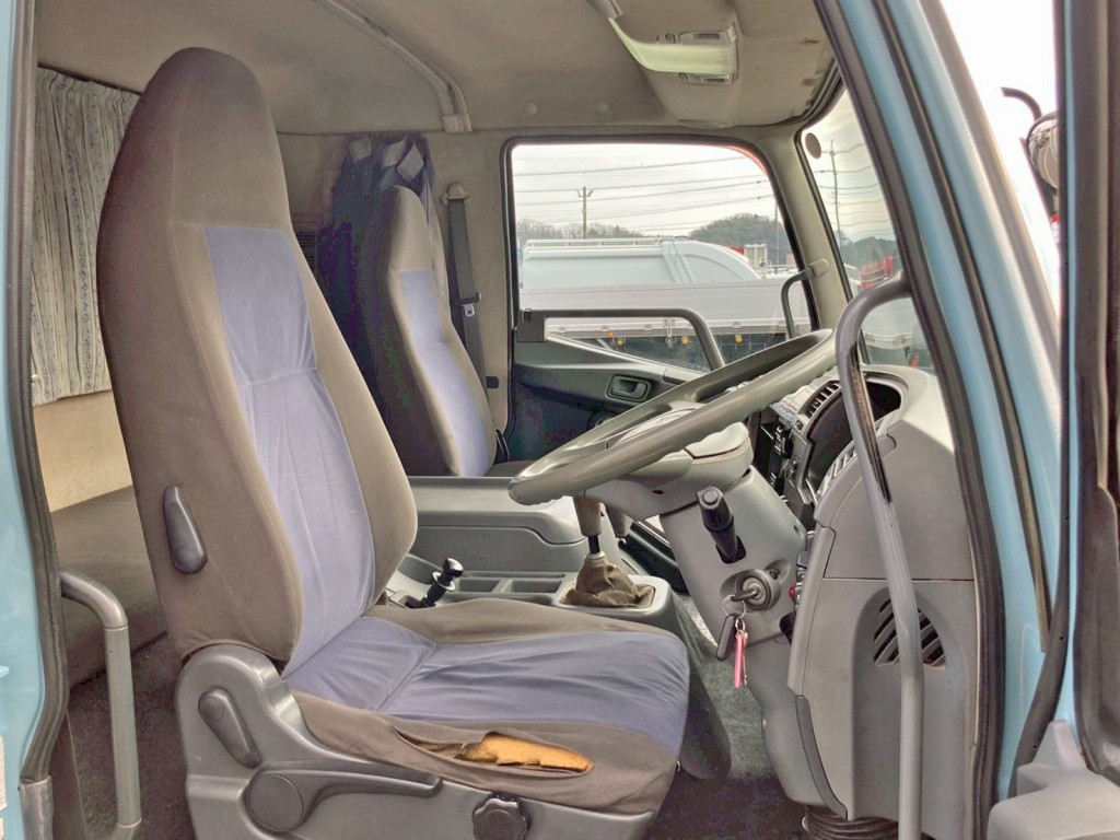 三菱 ファイター QDG-FQ62Fの写真7