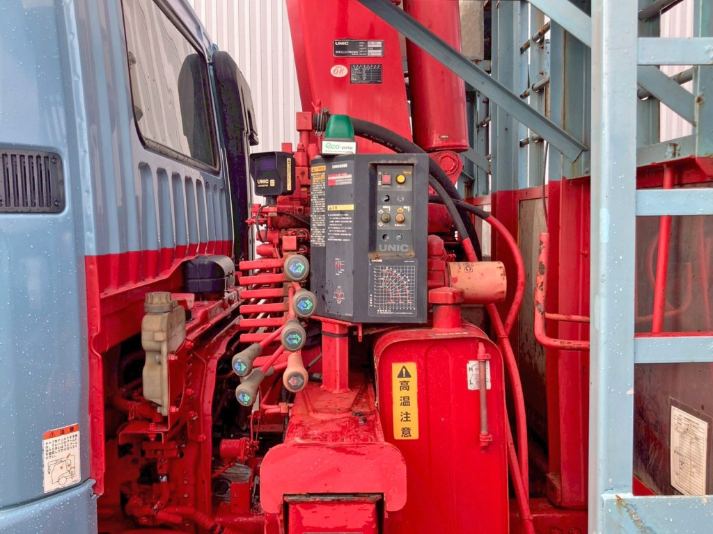 クレーンの操作レバーです。|三菱 ファイター QDG-FQ62Fの写真28