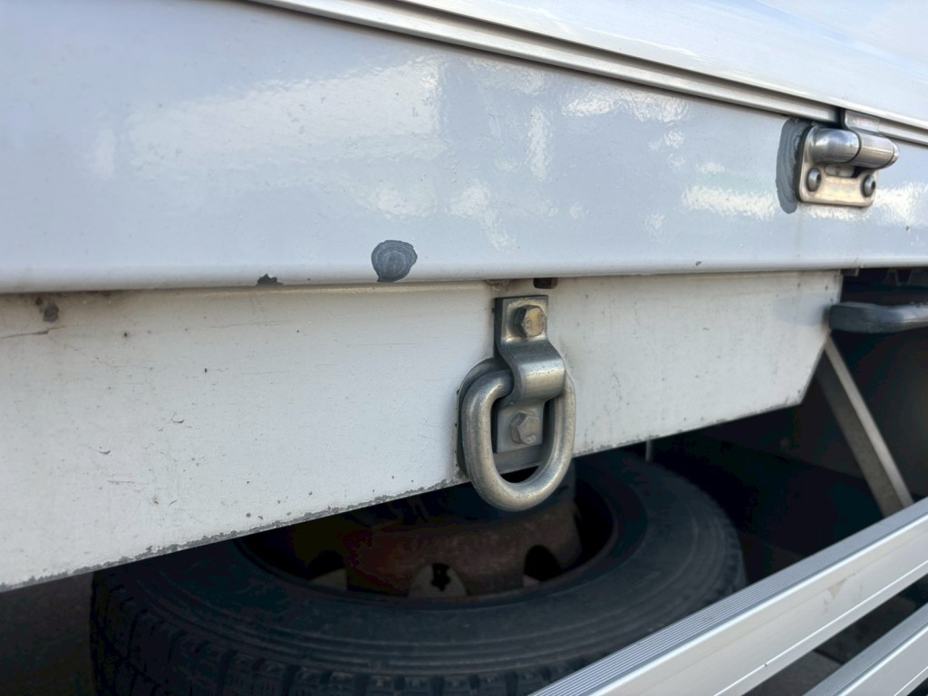 左右にフェリーフックリングが付いています(3対)|三菱 スーパーグレート 2PG-FY74HYの写真29