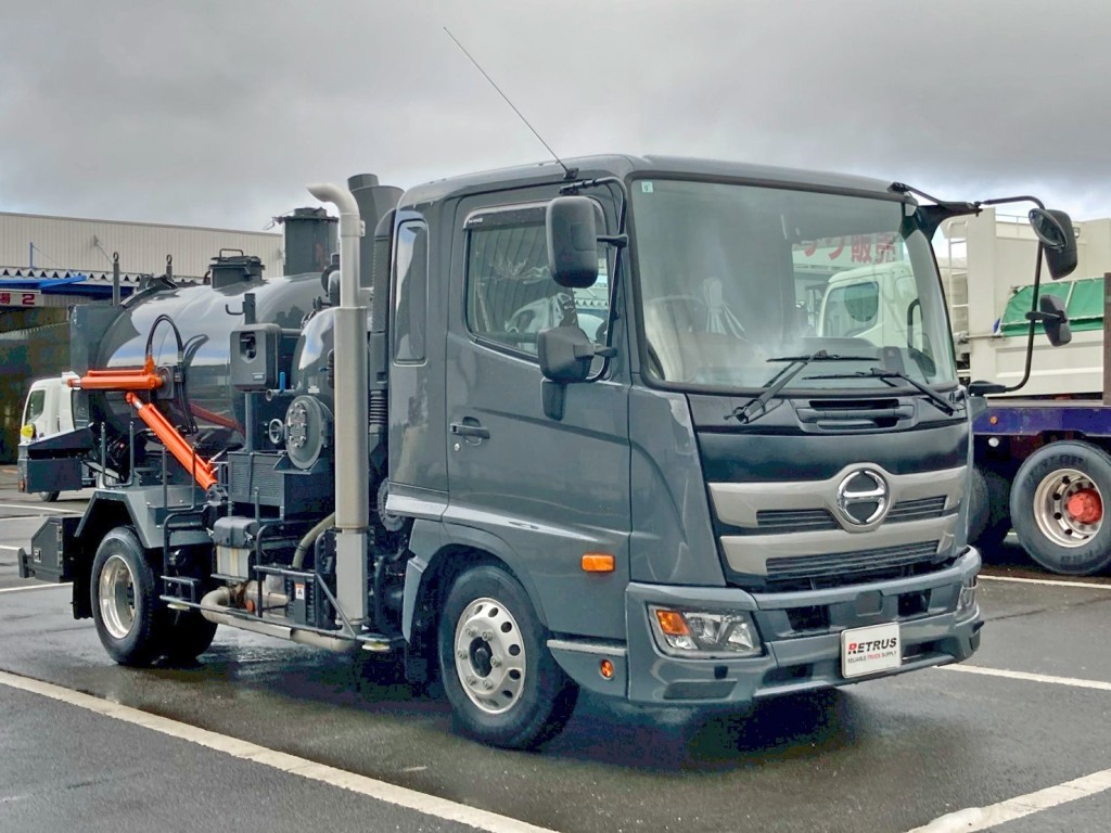 ホイールはアルミ製です。|日野 レンジャー 2KG-FD2ABA(2WD)の写真2