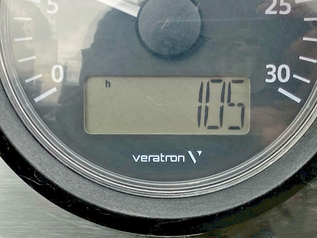 アワメーターです。|日野 レンジャー 2KG-FD2ABA(2WD)の写真25