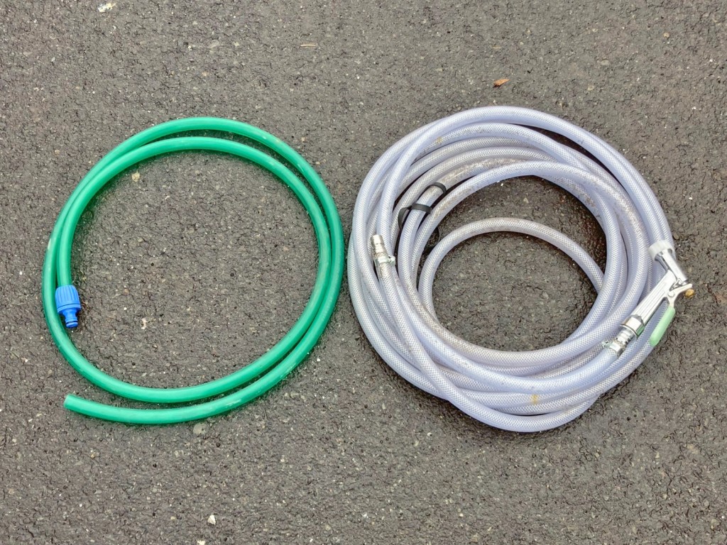 付属の洗浄ホースです。|日野 レンジャー 2KG-FD2ABA(2WD)の写真36