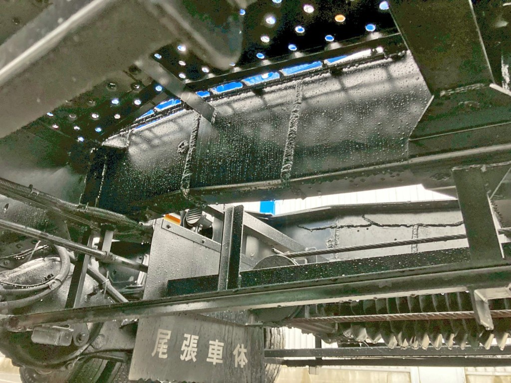 シャーシの状態です。|日野 レンジャー 2KG-GK2ABAの写真6