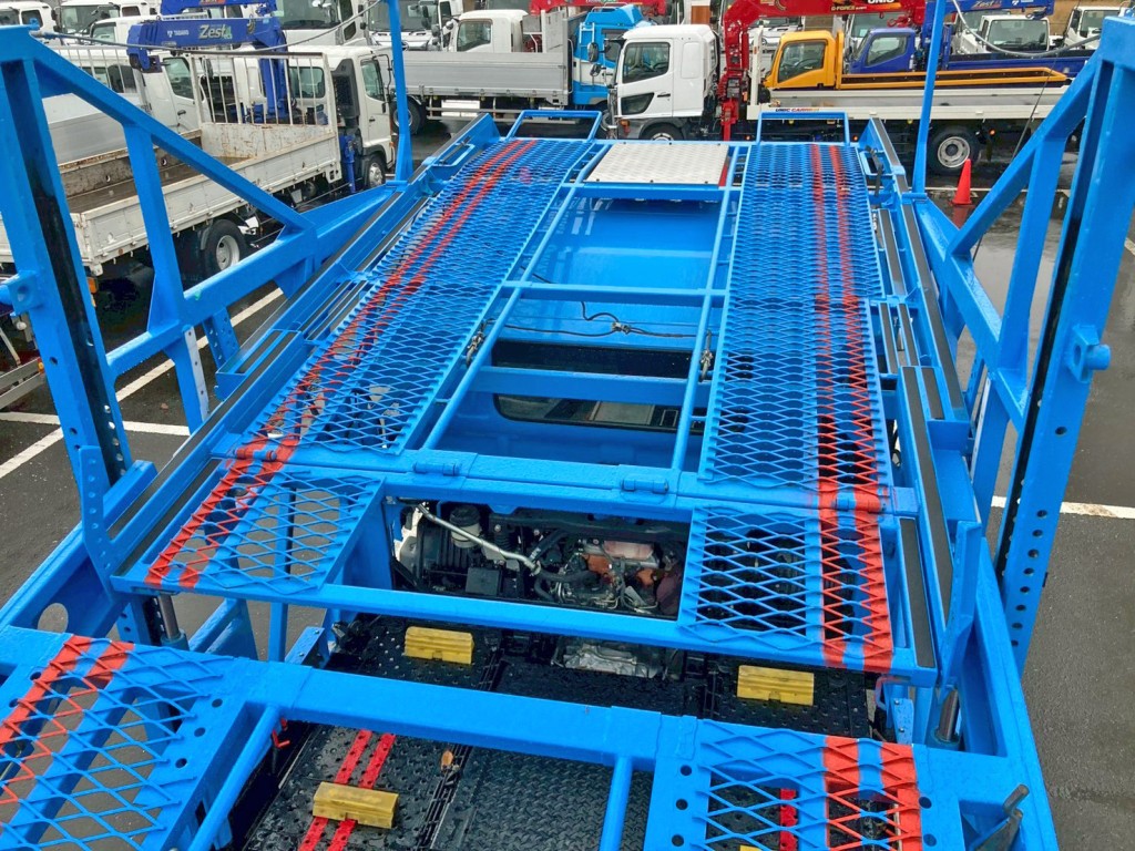 2F前フロアー後方の状態です。|日野 レンジャー 2KG-GK2ABAの写真16