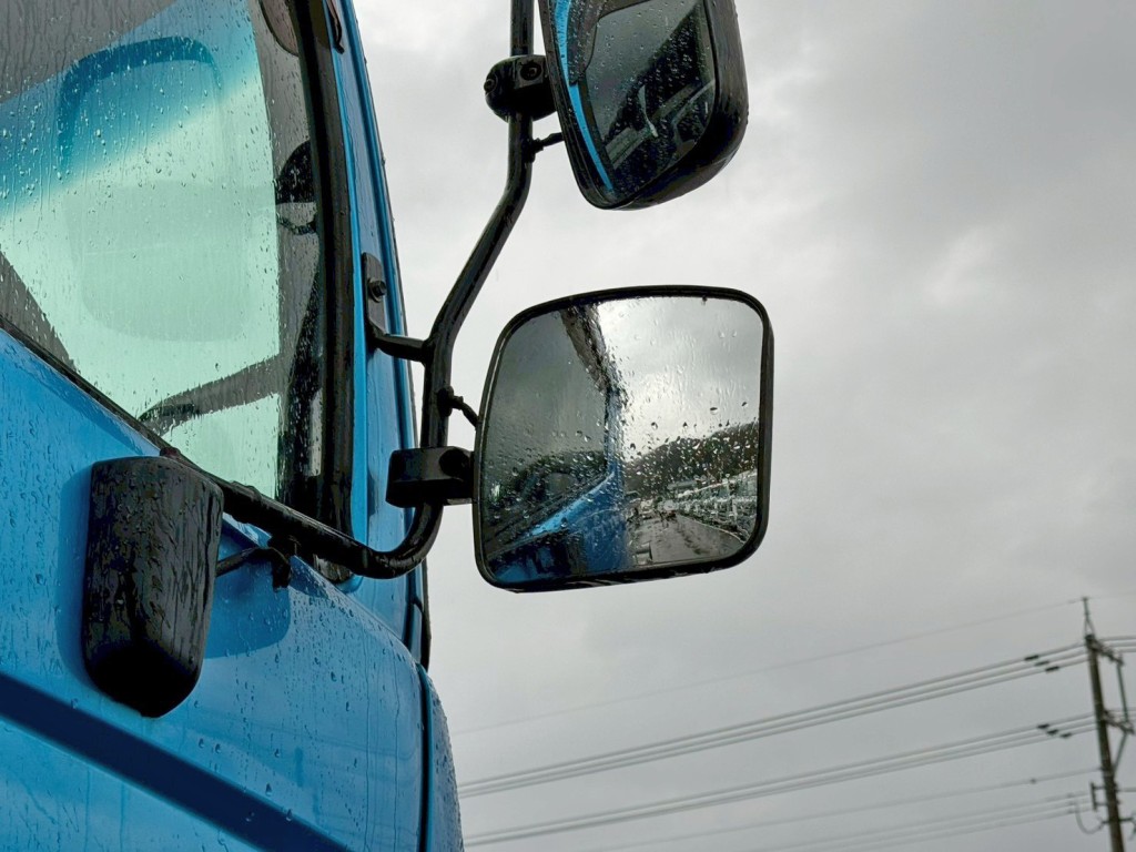 運転席側補助ミラーのミラーヒーターは作動不良です。|日野 プロフィア QPG-SS1EKDGの写真20