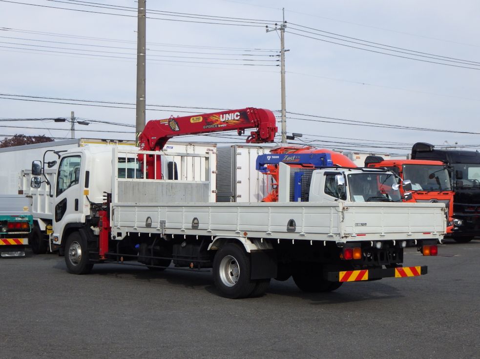 いすゞ フォワード 2PG-FRR90S1(2WD)の写真5