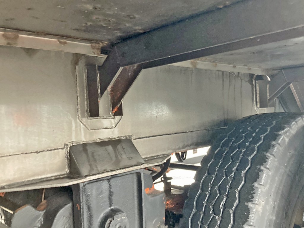 新明和  TSB220の写真7