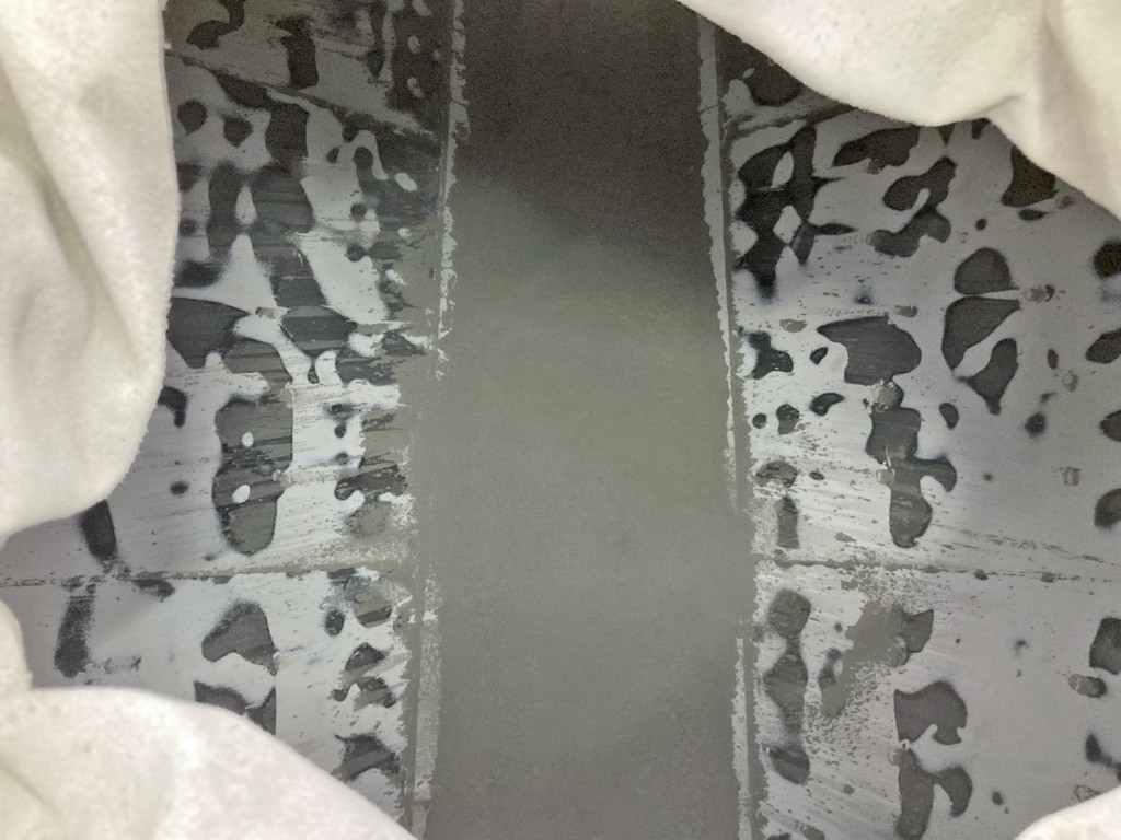 タンク内部の状態です。(後方)|新明和  TSB220の写真12