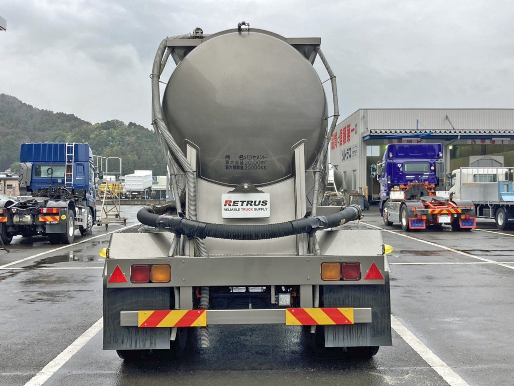 積載物はバラセメントです。|新明和 TSB220の写真13