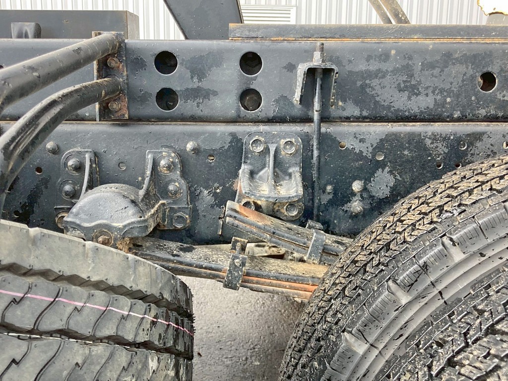 リーフサスです。|いすゞ フォワード TKG-FRR90S1(2WD)の写真5