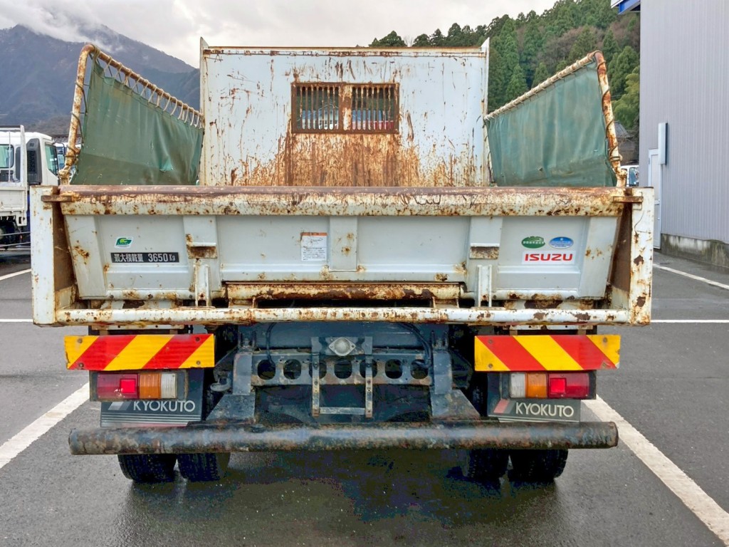 リヤ周りの状態です。|いすゞ フォワード TKG-FRR90S1(2WD)の写真37