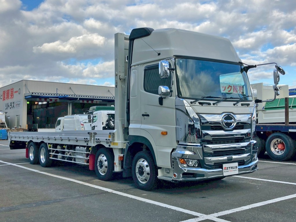 ホイールはアルミ製です。|日野 プロフィア 2DG-FW1AHCの写真2