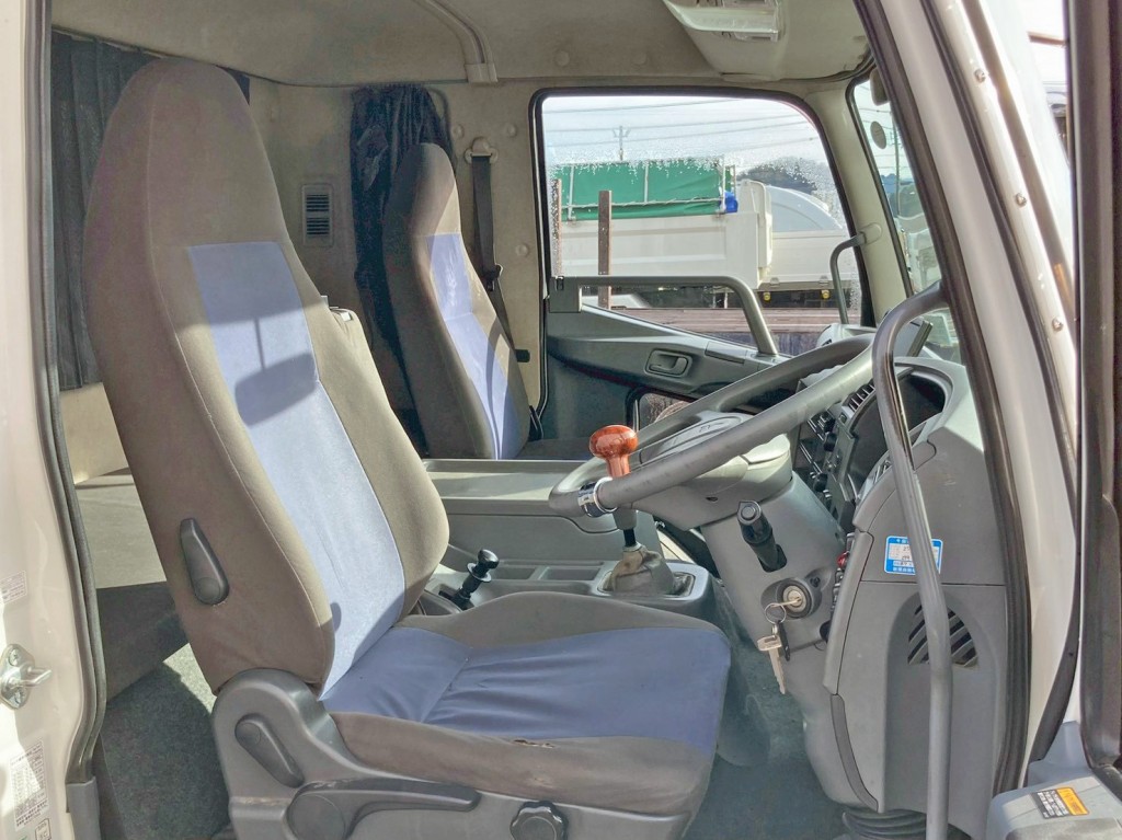 三菱 ファイター QKG-FK62FZの写真7