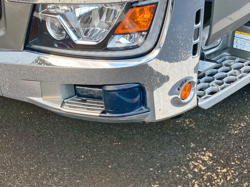 センサー付きです。|日野 プロフィア 2DG-FW1EHGの写真35