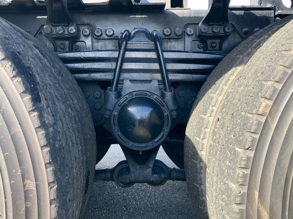 2デフです。|日野 プロフィア 2DG-SS1EKHAの写真5