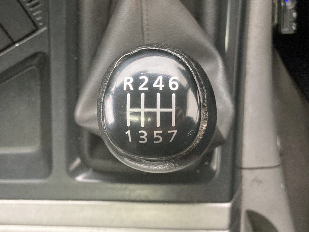 UDトラックス 2PG-CD5BLの写真40