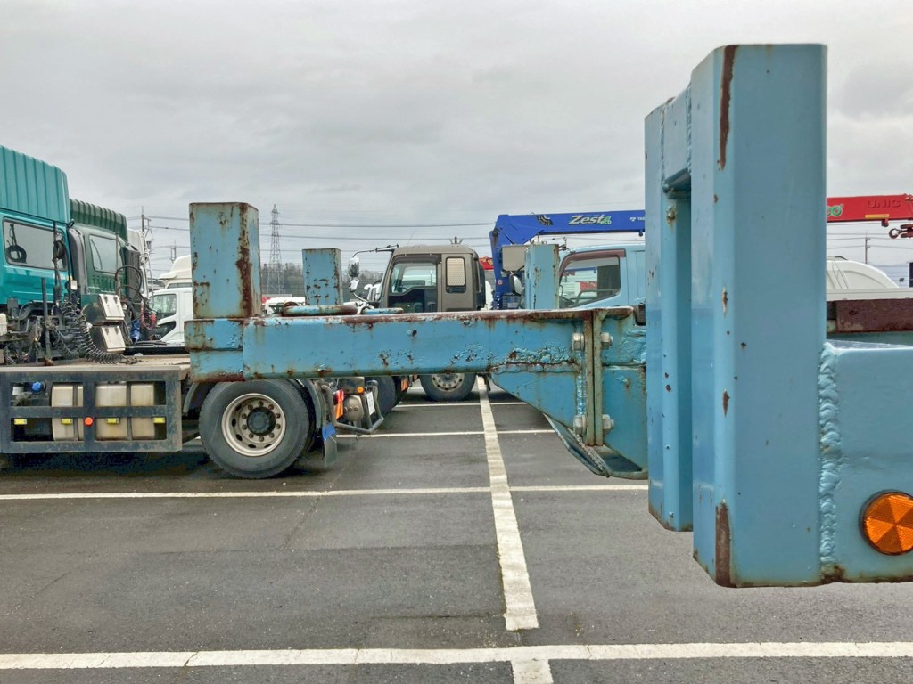 先端部分の状態です。(助手席側・図面未記載)|東急  TL33F7E3Sの写真18