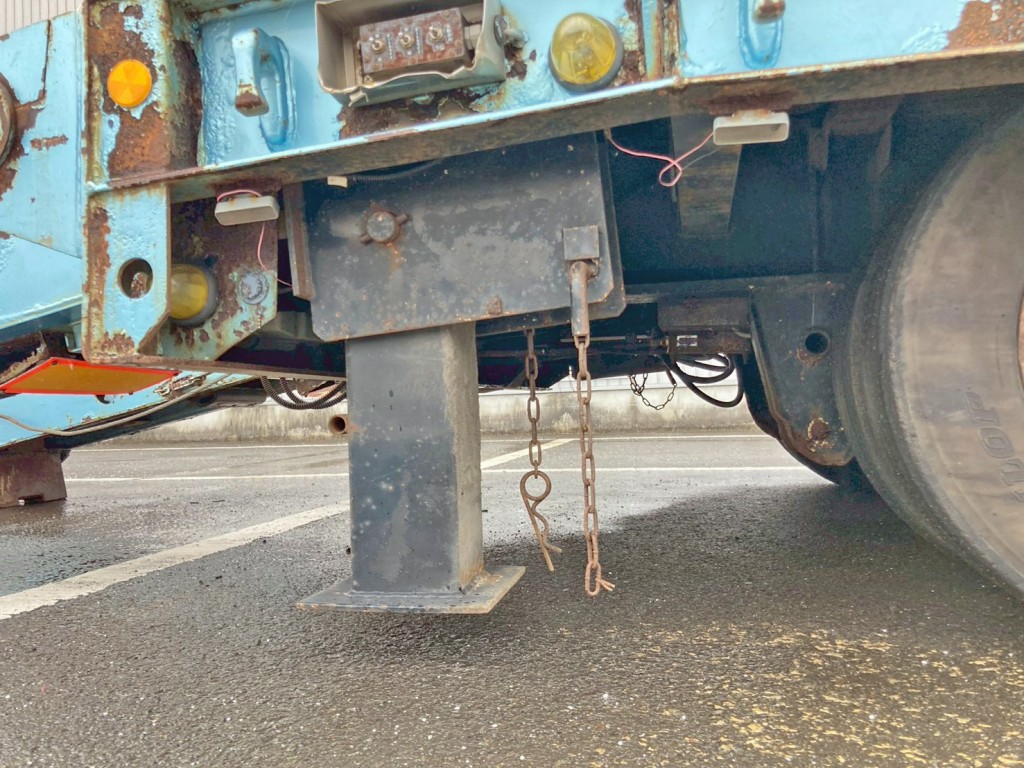 運転席側の補助脚の状態です。|東急  TL33F7E3Sの写真23