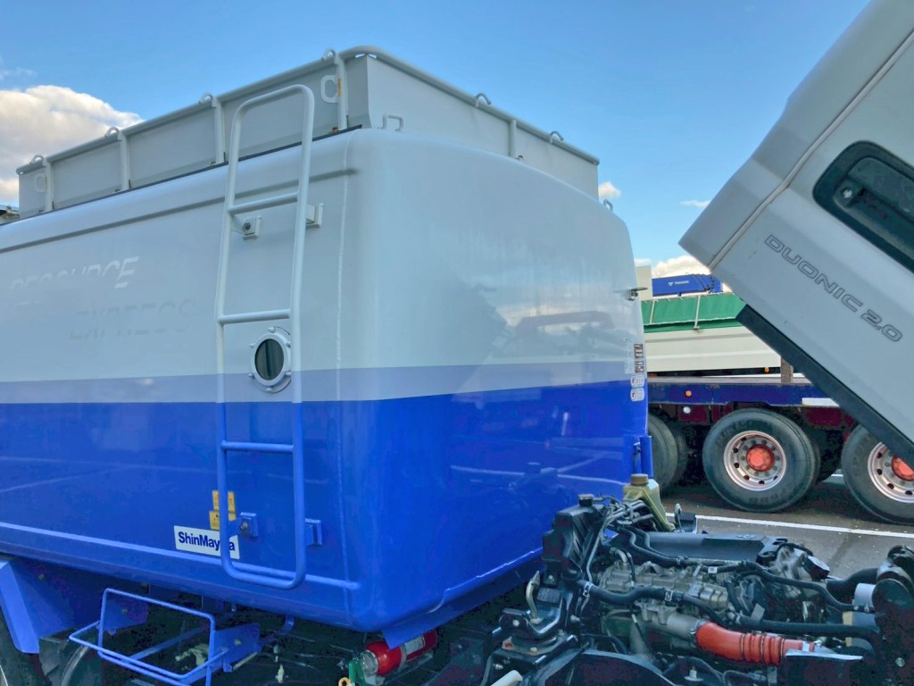 タンク前方の状態です。|三菱 キャンター TPG-FEA50(2WD)の写真11