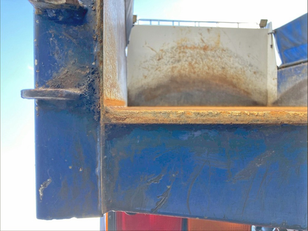 床は二重張りです。|三菱 ファイター 2KG-FK72FYの写真11